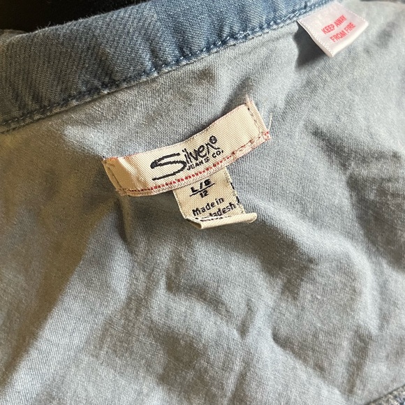 Silver Jeans Vest Top - Picture 2 of 6